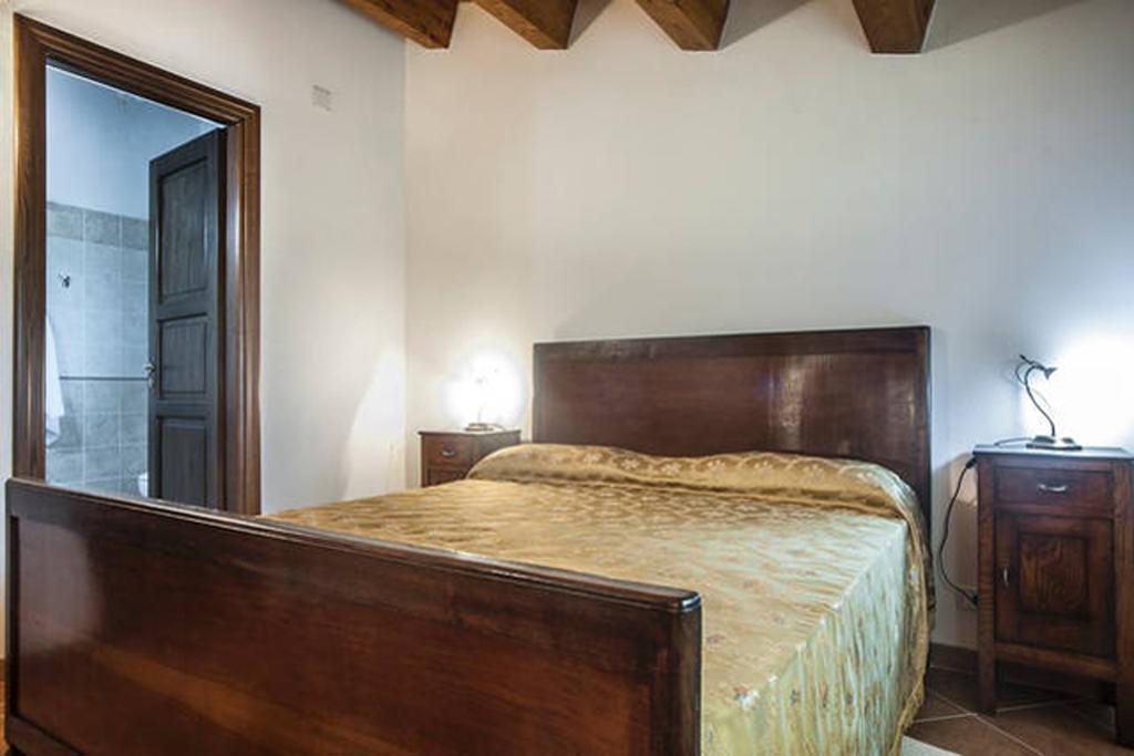 Agriturismo Miracco Atanasio Franco "Il Maniero" Santa Sofia d'Epiro Exterior photo