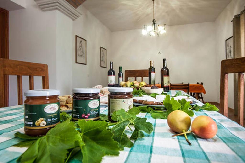 Agriturismo Miracco Atanasio Franco "Il Maniero" Santa Sofia d'Epiro Exterior photo